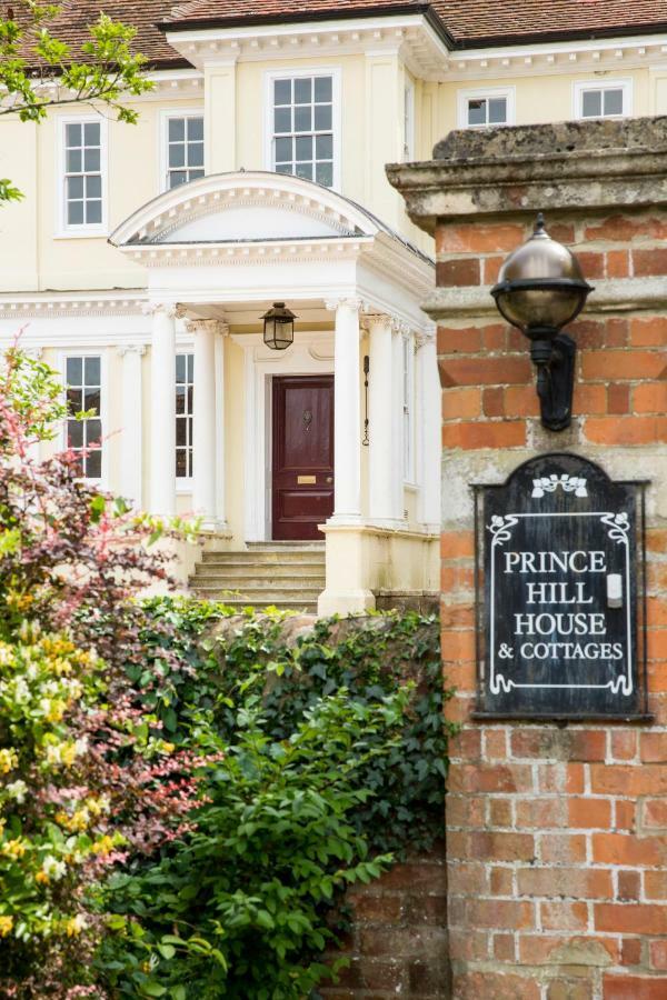Prince Hill Cottages Worton  Экстерьер фото