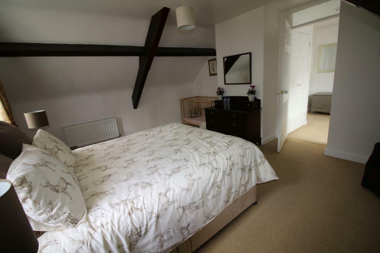 Prince Hill Cottages Worton  Экстерьер фото