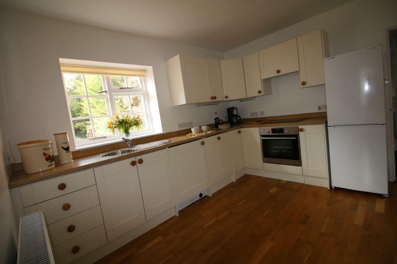 Prince Hill Cottages Worton  Экстерьер фото